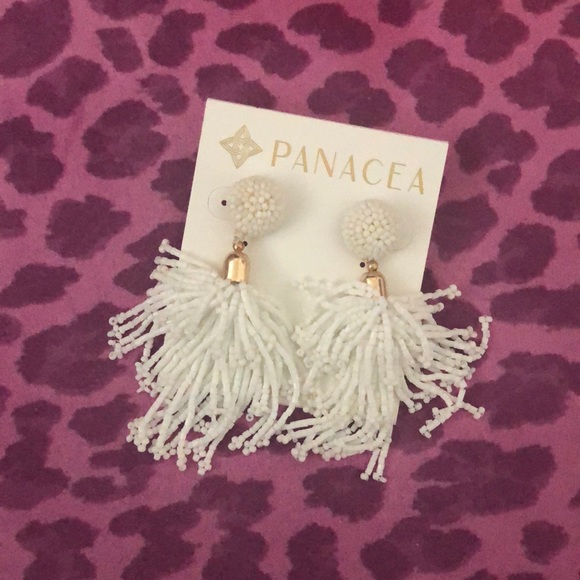 3for$30| Panacea Rachel Zoe Tassel White Earrings - Picture 1 of 3